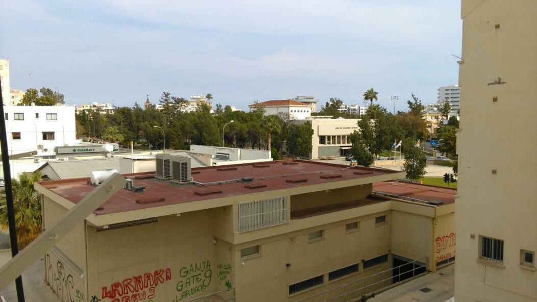 Modern City Center Apt 拉纳卡 外观 照片
